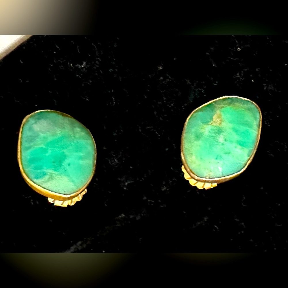 Chrysoprase and gold vermeil earrings